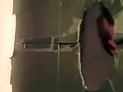 nineteen-yr-old straight boy’s 1st gloryhole BJ